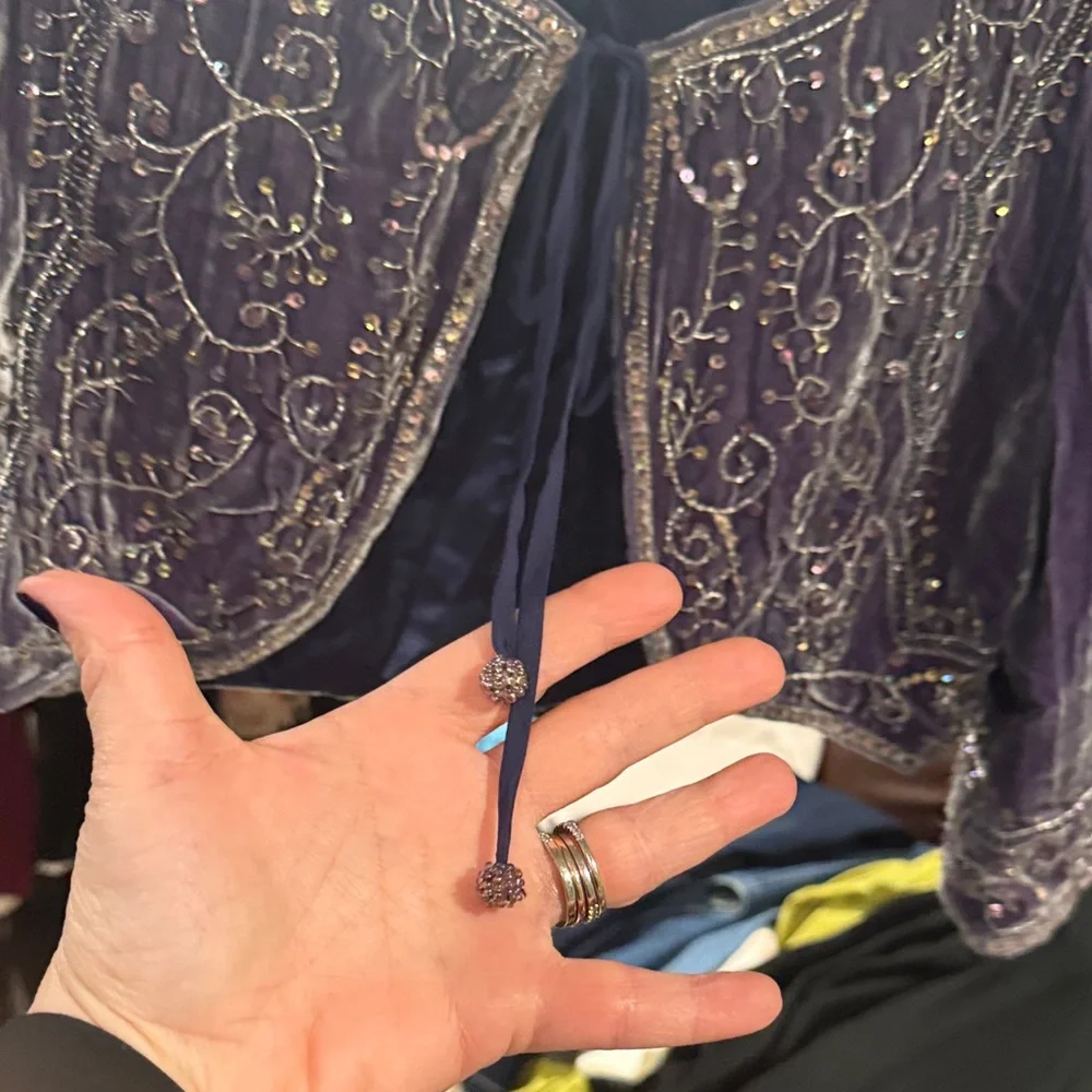 E C I New York Embroidered Purple Velvet Bolero Jacket sz Small - Picture 4 of 10